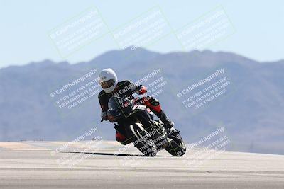 media/Oct-13-2025-Moto Forza (Mon) [[a66d839500]]/3-B Group/Session 4 (Turn 9)/